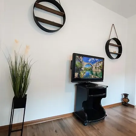 Libar With Terrace And Private Parking Apartment Mostar