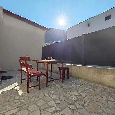 Apartamento Libar With Terrace And Private Parking *